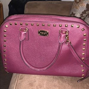 MK BURGANDY POCKETBOOK